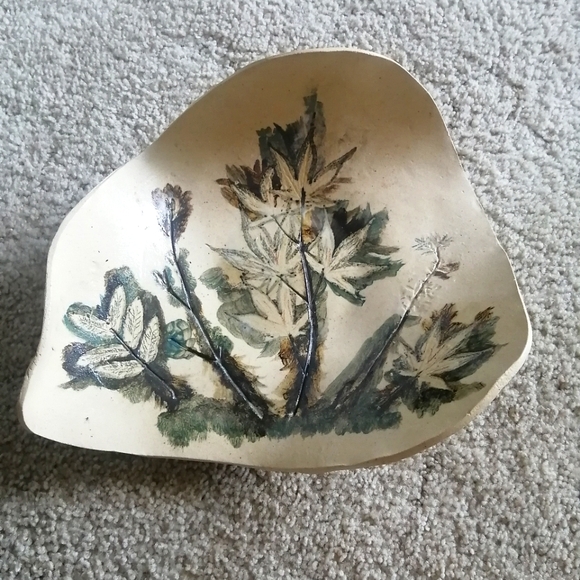 Decorative dish - Picture 1 of 7